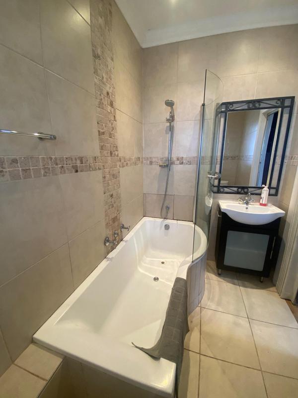 1 Bedroom Property for Sale in Green Point Western Cape